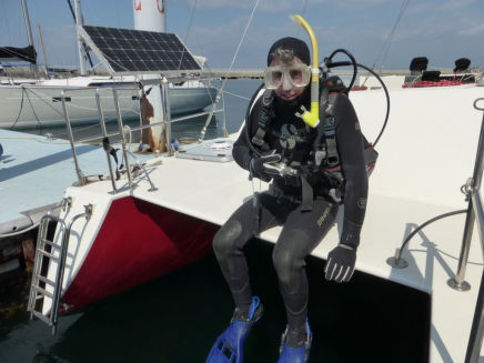 Bruce getting ready to dive